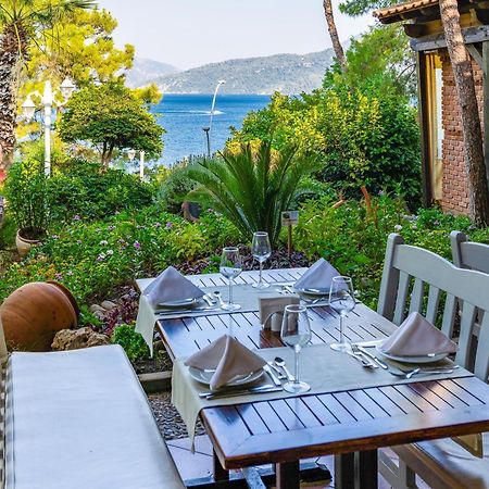 Labranda Mares Marmaris Hotel Esterno foto A restaurant in Bodrum